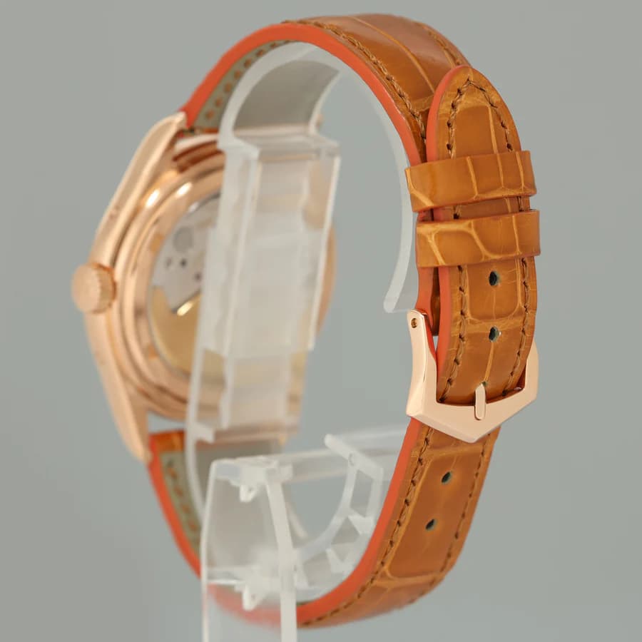 Patek Philippe Annual Calendar 5035R Rose Gold White Roman — фото 4